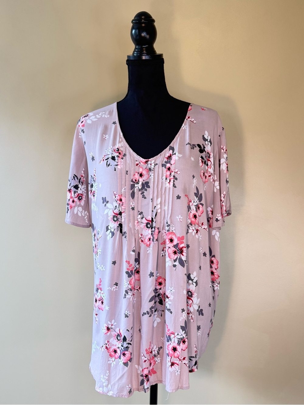 Torrid Floral Flutter Sleeve V-Neck Button Blouse Top Tan Pink Plus Size 3